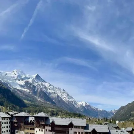 Of 55 M With Balcony View Mont Blanc Lägenhet Chamonix