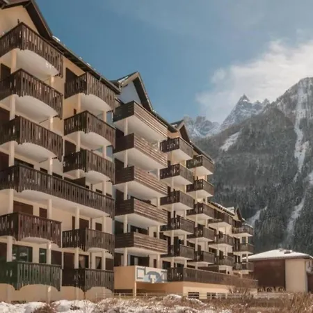 Flat With Balcony View Mont Blanc Parking 霞慕尼