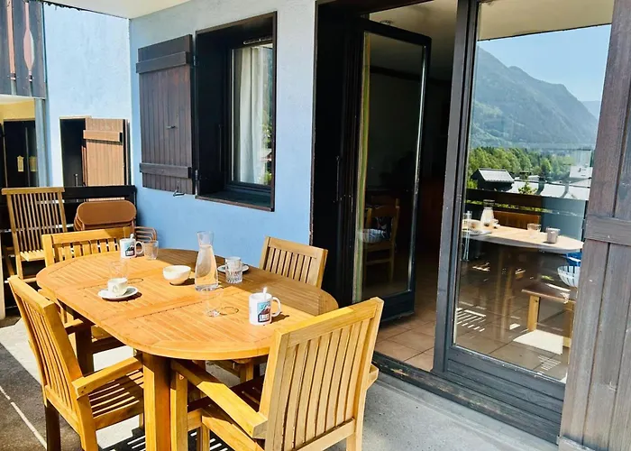 Of 55 M With Balcony View Mont Blanc *