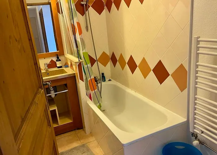 Of 55 M With Balcony View Mont Blanc شقة شامونكس