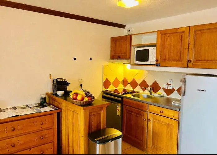 Of 55 M With Balcony View Mont Blanc شقة